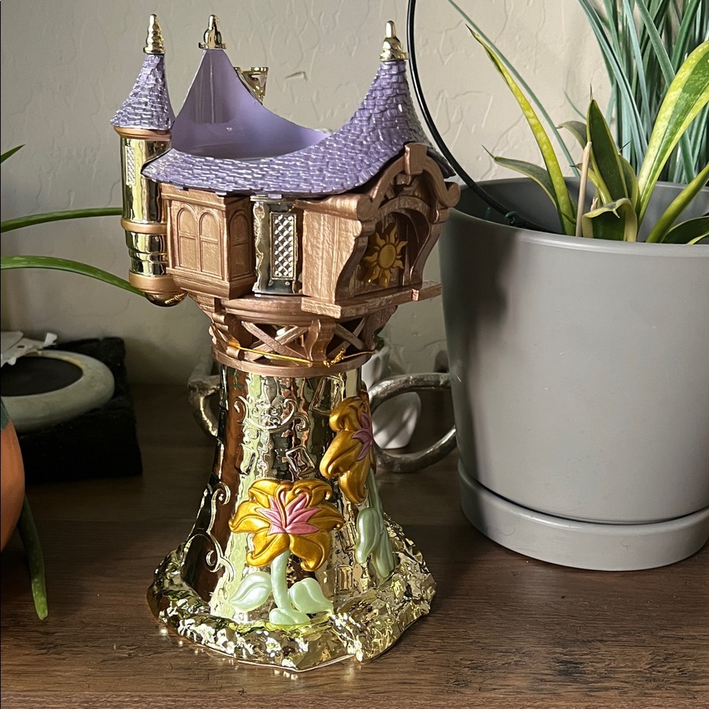 Bath & Body Works Purple and Gold Candle Holder